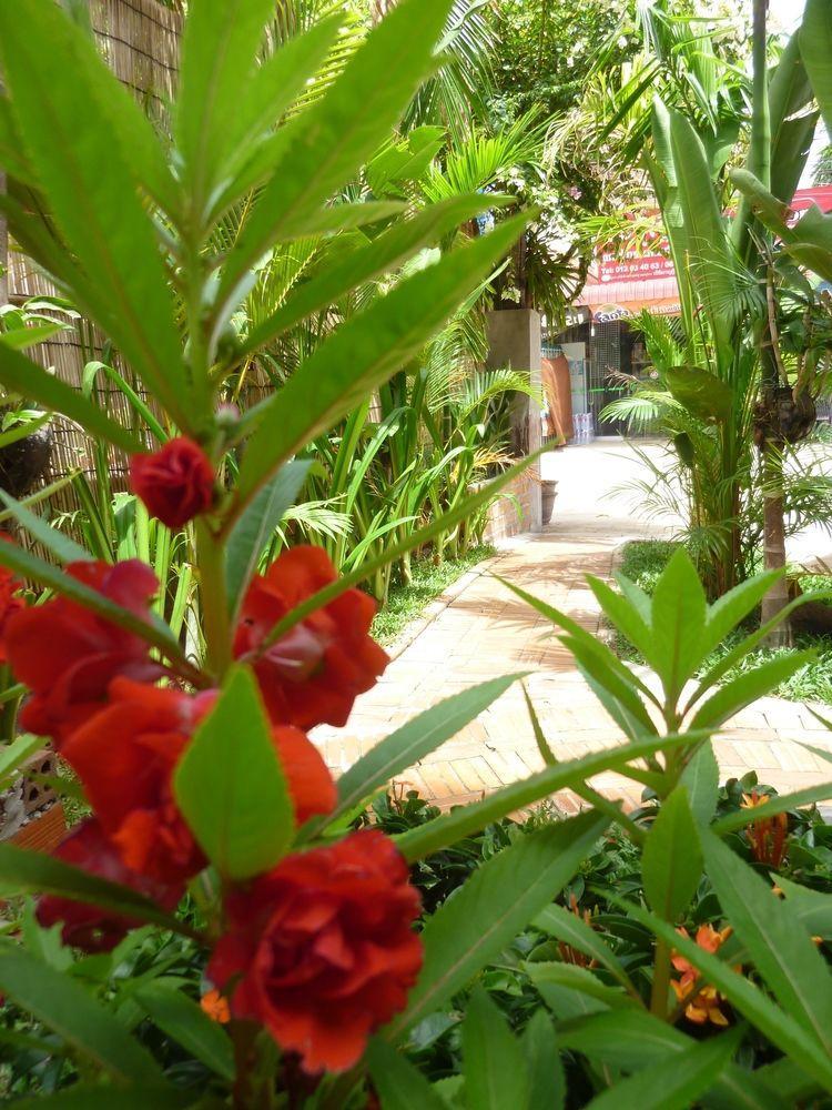 Angkor Reas Guesthouse Siem Reap Exterior foto